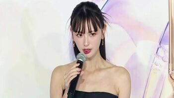 鈴木えみ＆榮倉奈々「誰だか分からなかった笑」リアルすぎる鬼の姿を披露！別人級コスプレに「見惚れます…」「上弦の鬼みたい」と大反響