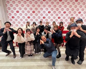 ドムドムハンバーガー × 亜細亜大学 コラボ　現役大学生とドムドムが共同でメニュー開発！