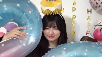 吉川愛 母とのわちゃわちゃツーショット披露！26歳の誕生日に“久しぶり”どアップ自撮りも「同い年の誇り」「愛ちゃんママも最高〜！」