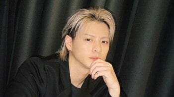 「日本人離れ」平野紫耀 鍛え上げられたムキムキな腕にファン仰天！岸優太&神宮寺勇太と並んだ筋肉際立つショットを披露「伊達政宗公が宿ってる」