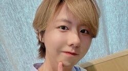 ミセス・藤澤涼架 レインボーヘアに大変身で「妖精」「ユニコーンみたい」とファン歓喜！大きなピンクリボン付き豪華衣装で演奏するライブショット公開