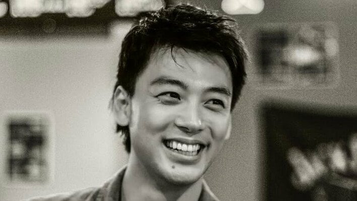 「筋肉もりもり」竹内涼真 肉体美見せのボタン全開シャツ姿を披露！厚みのある胸筋＆引き締まった腹筋に「眼福すぎる」「仕上がってますね」