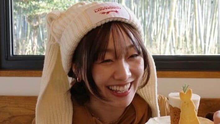 【画像8枚】「見とれてしまう」須田亜香里 はちゃけスマイルがチャーミングな露天風呂入浴ショットを見る