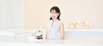 いつも、一緒に。一歩を踏み出す瞬間を支える存在として。～「マキアージュ」誕生20周年、新ブランドメッセージに込めた想い～