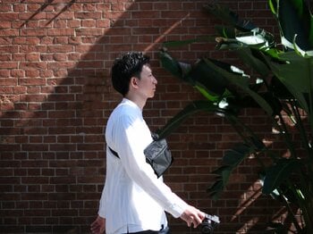 【完売間近】スマホのスピードに負けないカメラバッグ『+C SLING (プラス シー スリング)』先行予約受付中