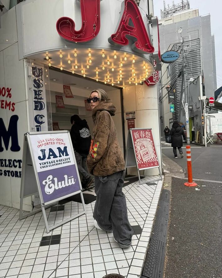 こんな普通にいるの？」倖田來未がしれっと原宿に！パーカー