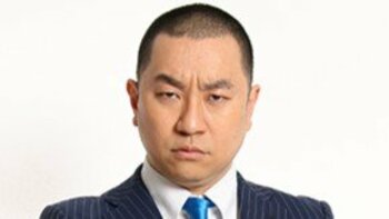 カラフルな愛車フルショット公開！レイザーラモンRGがタイヤ交換したスポーティー＆レトロなバイクに「子供の頃の憧れ」