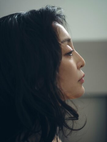 女優・宮下今日子 ×ランジェリーク「TERRACE」