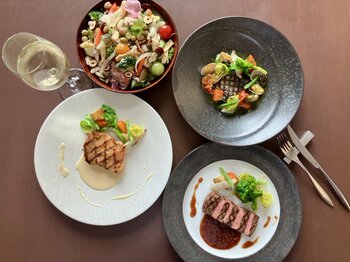 【元小学校跡 神戸北野ノスタ2F】Kitano Grill & Bar「ベジタブルビュッフェ 兵庫・神戸 春のめぐみフェア」を販売