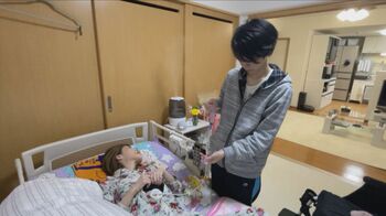 北海道文化放送『自助の国に生きる～ヤングケアラー、その先に～』が「FNSドキュメンタリー大賞」受賞