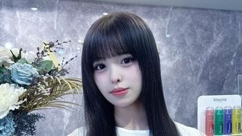 おさき　“清楚感MAX！”突然のイメチェンで金髪ボブから前髪パッツンのロングヘアに！「透明感がやばい！」