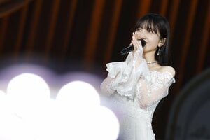 松本潤&有村架純が“娘”乃木坂46久保史緒里の卒コンにVTR出演！古田新太や平祐奈など豪華さが話題に【手紙全文】