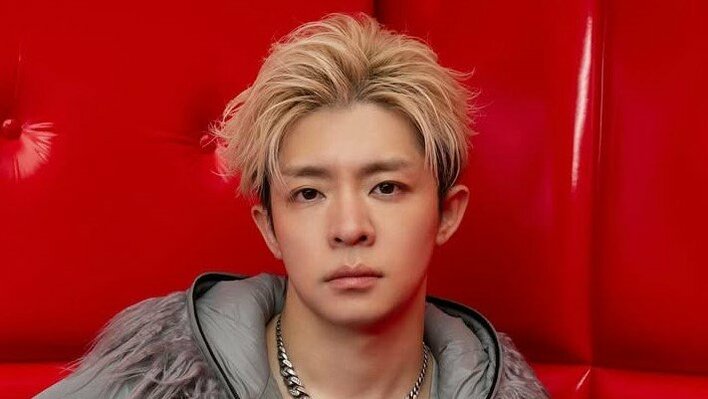 平野紫耀＆神宮寺勇太＆岸優太 ついに３人のショットが勢ぞろい！Number_i 全員シュールな七三分けヘアやウインクショットなどオフショット大公開！
