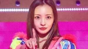 「ママと思えない」板野友美「当時の私に近づけた」過去の自分を研究＆ダイエットを明かす AKB48 20周年公演で久しぶりのアイドル姿にファン歓喜