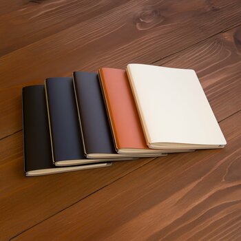 【東京カートグラフィック】地図を吊るす姿から着想を得たフックバー機構デザインが特徴のダイアリー＆ノートカバー「fixie（フィクシー）」シリーズを11月14日（金）より発売！