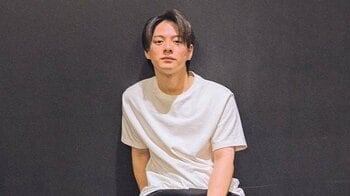 「心が潤ったよ」平野紫耀 約2カ月ぶりのオフショットにファン歓喜！腕時計つけた男らしい手元のアップに「更にアップして見ちゃった」