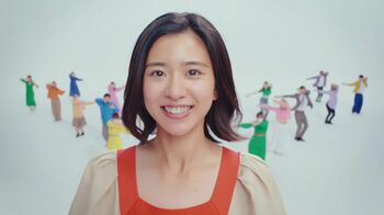 黒島結菜 かわいいマスクを見つけ、小声で「持って帰ります」