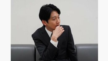 【どちら派？】メロい向井理orおちゃめな向井理 2種類のオフショがファンを悩ます！「どちらも良きですぅぅぅ」「選べるわけない」『ヤンドク！』