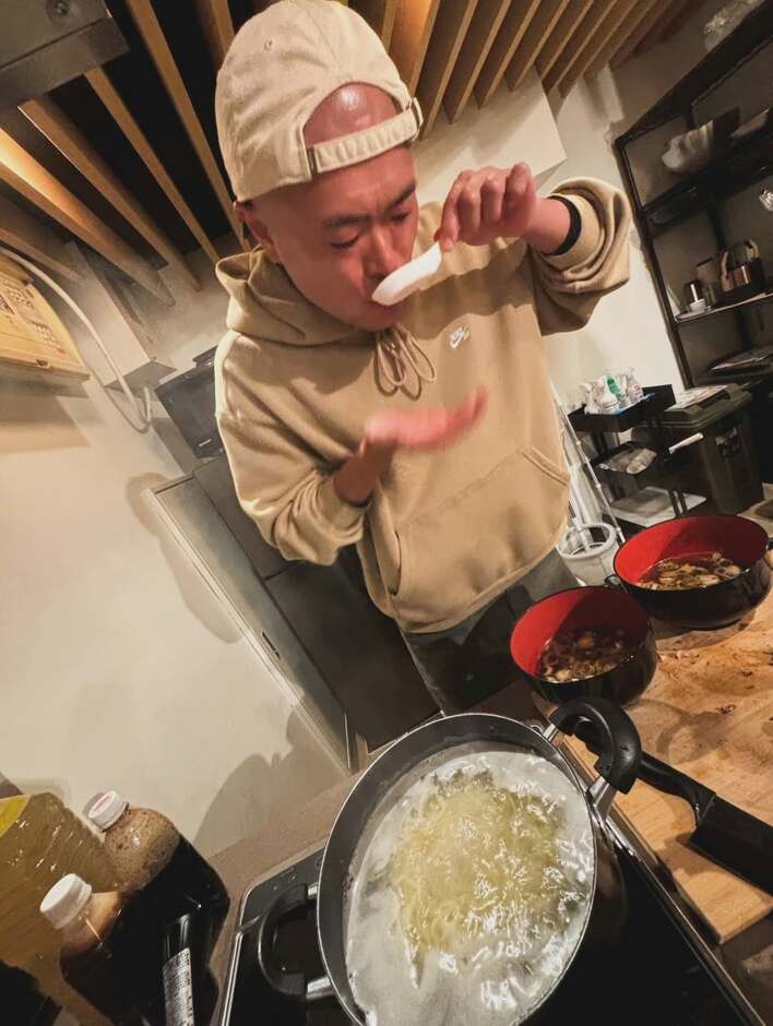 美味しそう」あばれる君 本格自作ラーメンを披露！渾身の一杯を手に