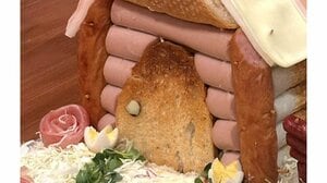 「屋根から食べたい」“おつまみの家”が大反響！生ハムやカルパスでベンチ制作など大人の夢が詰まった家に「クオリティエグくて最高」