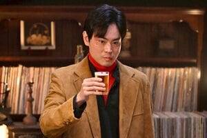 久部（菅田将暉）の発言で劇団クベシアターが解散危機…降板だと思い込み去っていくうる爺（井上順）を襲う悲劇＜『もしがく』第6話完全版＞