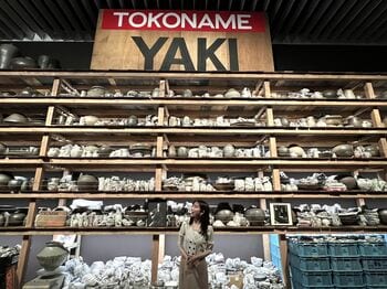 佐久間みなみが行ってみた！世界が注目するブラック・アーティスト、待望の日本初個展『シアスター・ゲイツ展：アフロ民藝』