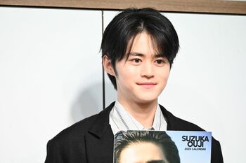 鈴鹿央士 自分が“大人になったと思う瞬間”が浮かばず逆質問、今年の記憶をど忘れ…マイペース会見で笑いを誘う