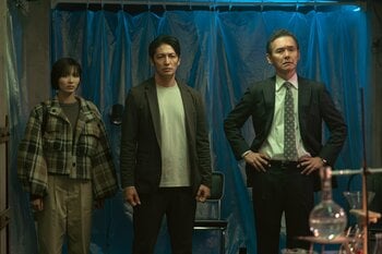 天音（玉木宏）が担当する失踪事件と、佐久間（渡部篤郎）が追う違法薬物の売人に思いがけないつながり！？＜『プロフェッショナル』第8話完全版＞