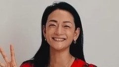 【画像6枚】白ビキニ姿が「神々しすぎる」冨永愛が43歳の誕生日報告で披露したビーチでリラックスする姿を見る