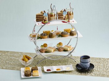【ロイヤルパークホテル】大好評コラボ！「森乃園×ロイヤルパークホテル ほうじ茶アフタヌーンティー」を発売
