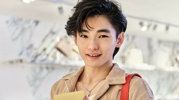 冨永愛の息子・冨永章胤（19）FENDI「母の日のスペシャルムービー」に登場！表参道店で母の日ギフト選び