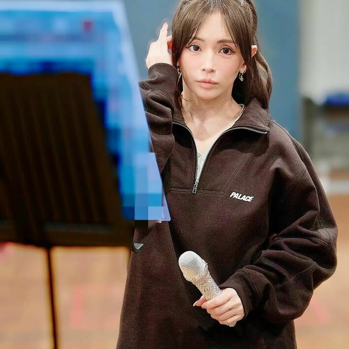 浜崎あゆみ ハーフツイン姿での“お仕事モード全開”ショット！「情熱を