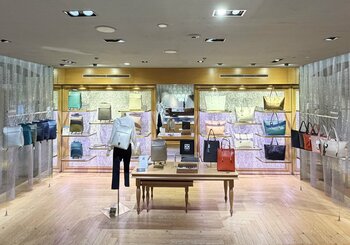 西武渋谷店「モードプラス」にて、FUMIKODAが展示エリアを拡大