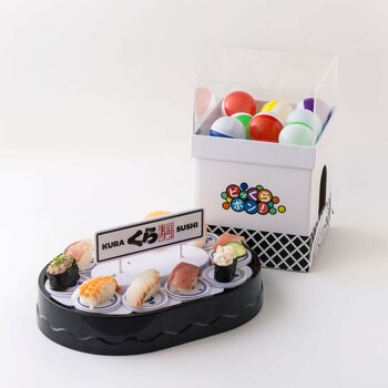 【3COINS】くら寿司と初コラボ！おうちで回転寿司気分が味わえる限定アイテムが登場 スムージーや食事券が当たるキャンペーンも