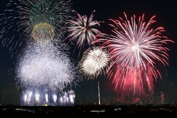 ダブル花火が多摩川の秋空を彩る！ホームメイトが『第48回世田谷区たまがわ花火大会』に協賛決定！