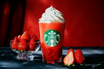 【スタバ新作】『THE 苺 フラペチーノ』甘み×酸味 “いちごを超えた”濃厚な一杯！贅沢なスイーツ2品も登場