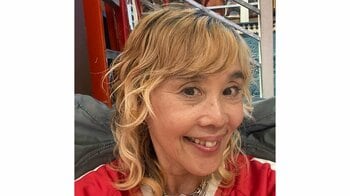 米在住・野沢直子 まるで“別世界”な自宅キッチン披露で「センス良い」と反響！おしゃれな照明や模様替えされた壁のデザインに称賛の嵐