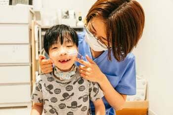 正職員じゃなくても、看護は続けられる。小児看護・教育・災害支援を行き来する看護師の“しなやかな働き方”