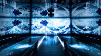 「動き出す浮世絵展 HIROSHIMA」で水族館やプレミアム宿泊プランの魅力的な限定コラボ企画を実施。東京やフランス・パリでも開催し累計50万人動員した浮世絵の世界へ没入できるイマーシブミュージアム
