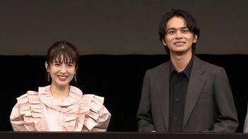 浜辺美波が「ずるい！」と北村匠海の“顔の作り”を絶賛したワケ