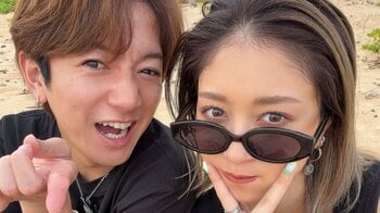 第1子誕生のみちょぱ&大倉士門 愛溢れる“キス顔”ショット披露！青空と大海原前にしたラブラブすぎる夫婦に「素敵すぎて泣ける」
