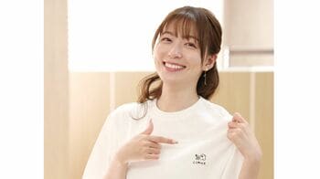 阿部華也子キャスターらセント・フォースとのコラボアイテムが発売　“阿部画伯”デザインのキャラクターが描かれたTシャツも