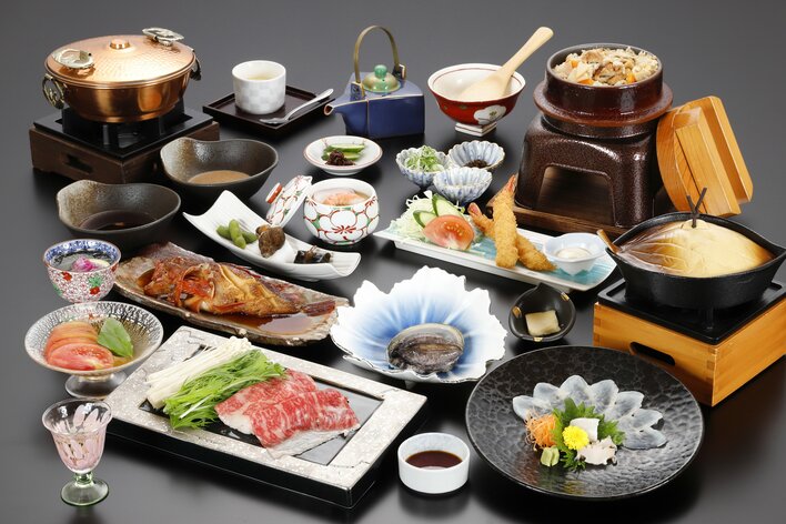 【愛知・知多半島】～Glamping＆Resort～ WOOD DESIGN PARK NOMA 平日限定「ホテル小野浦ディナー付き宿泊プラン」を新発売