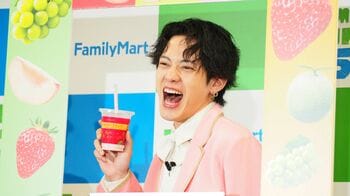 モナキ ケンケンvsサカイJr.vsおヨネの“キメ顔チャレンジ”はケンケンが優勝！審査員のじんは「甘噛みで体感温度が2度くらい下がった（笑）」