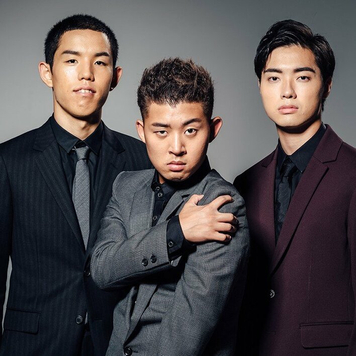 四千頭身 パーカー サイズM 四千ミルク 都築拓紀 後藤拓実 石橋遼大 ようやく完成」四千頭身・都築 “パンク”すぎる新ヘアを披露