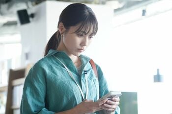 夏（目黒蓮）から海（泉谷星奈）の話を聞き、弥生（有村架純）の胸にある思いが…＜『海のはじまり』第2話完全版＞