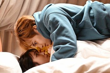 松永（中島健人）と美己（髙橋ひかる）がテントで2人きりのお泊り！？『リビングの松永さん』第3話予告