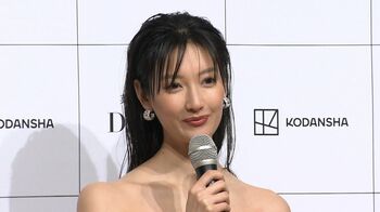 菜々緒 10年ぶりの写真集は「野生の動物みたいな生活をして撮影に臨んだ」