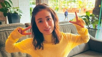 15年ぶり写真集発売で話題！3児の母・上戸彩 撮影オフショット大量公開！はかなげな横顔や素が垣間見える無邪気な姿も