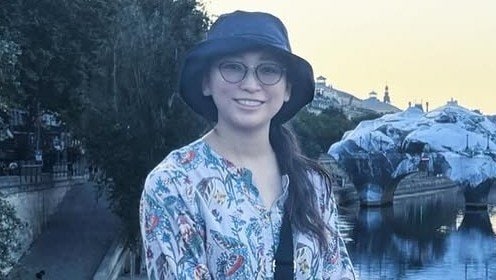杏 パリでの“幻想的すぎ”な早朝散歩ショット公開！ルーブル美術館などの芸術的景色を満喫「うらやましい！」「身近にあるの何だかスゴい」